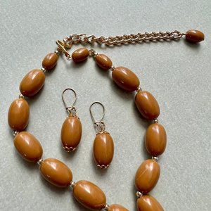 Vintage Caramel Butterscotch Lucite Necklace Earring Gold Tone Estate Set